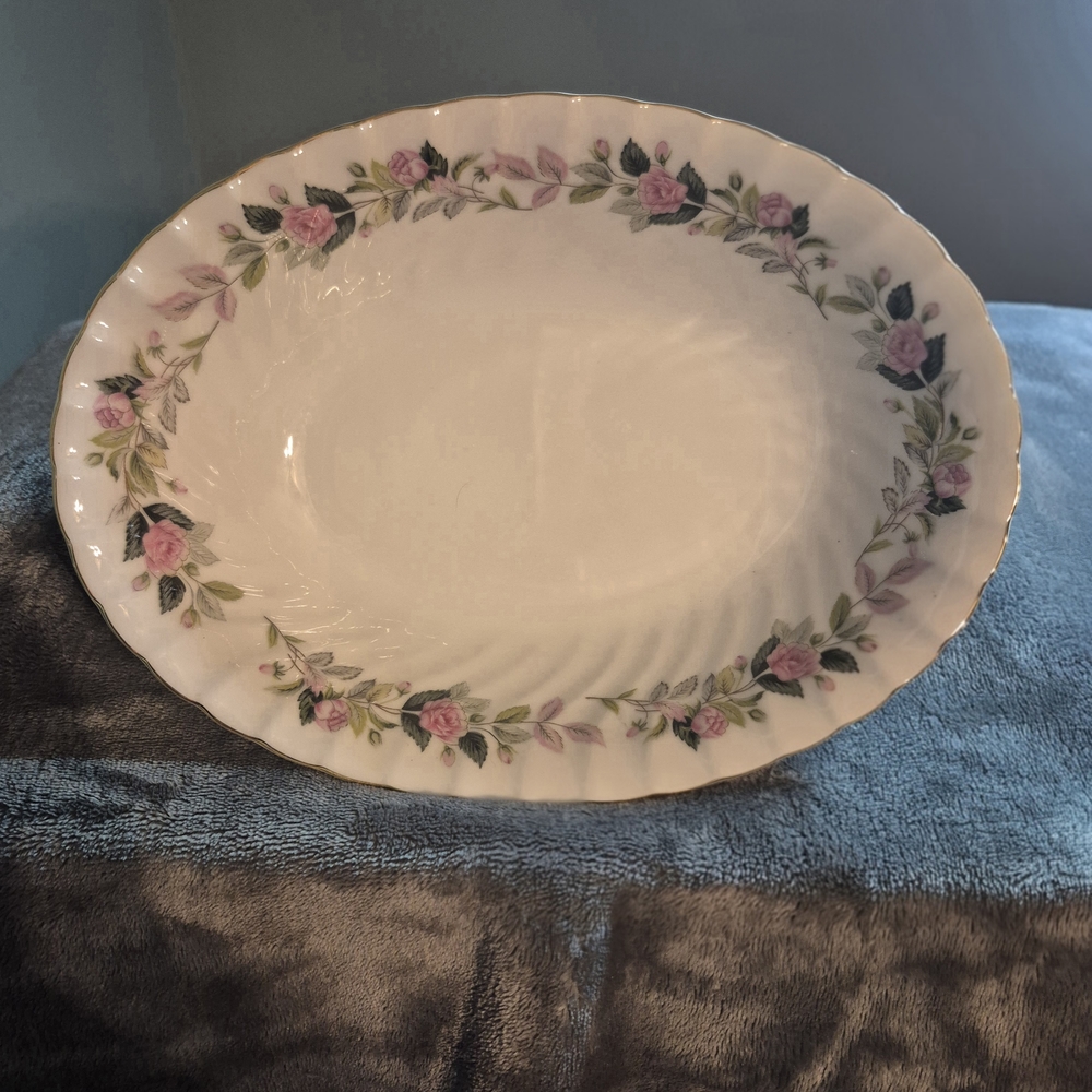 Elegant Vintage Oval Serving Bowl – Fine China Japan #2345